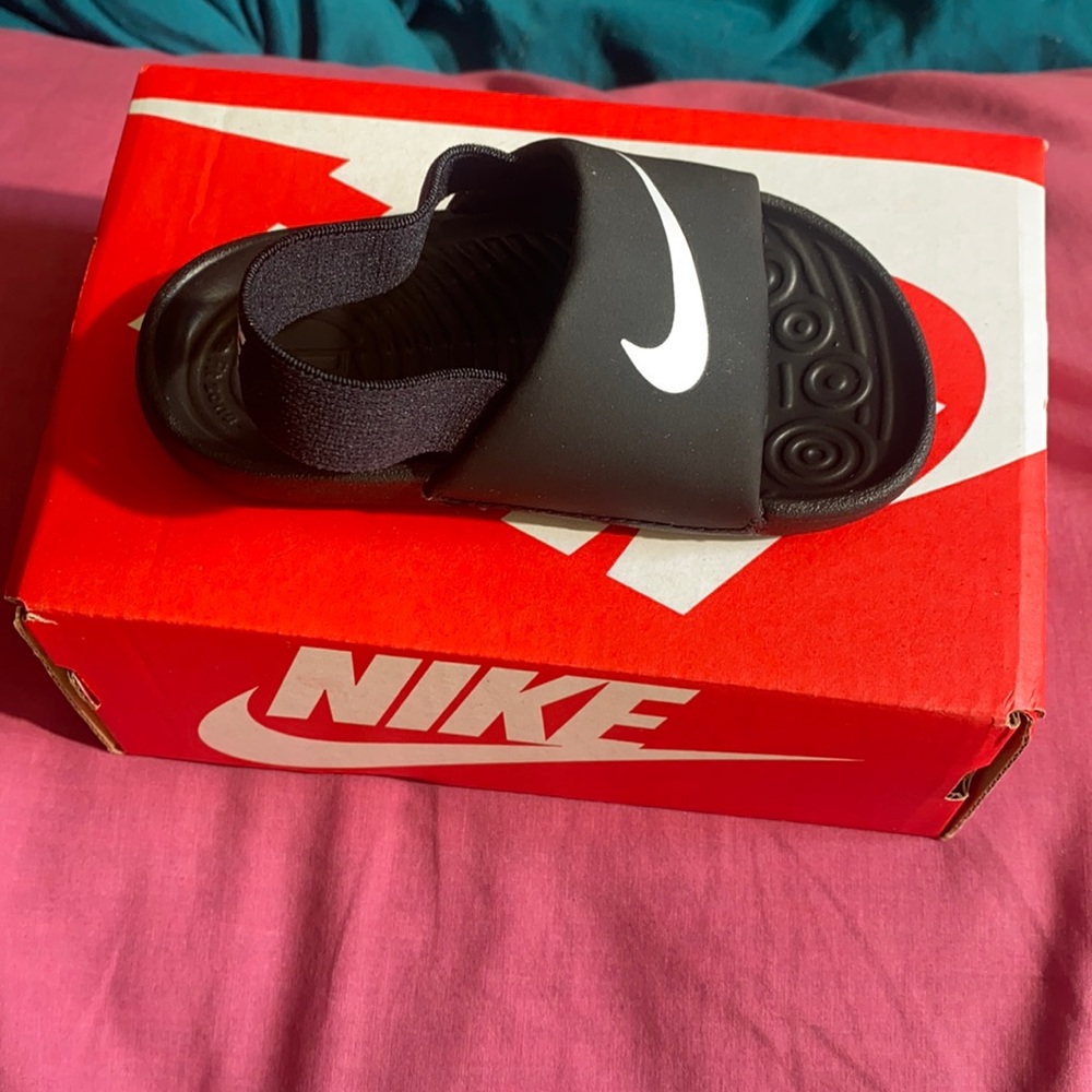 Nike slipper